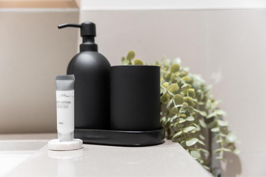 Sun-Kiszed Savings! Stay in Bayshore, Dubai Creek