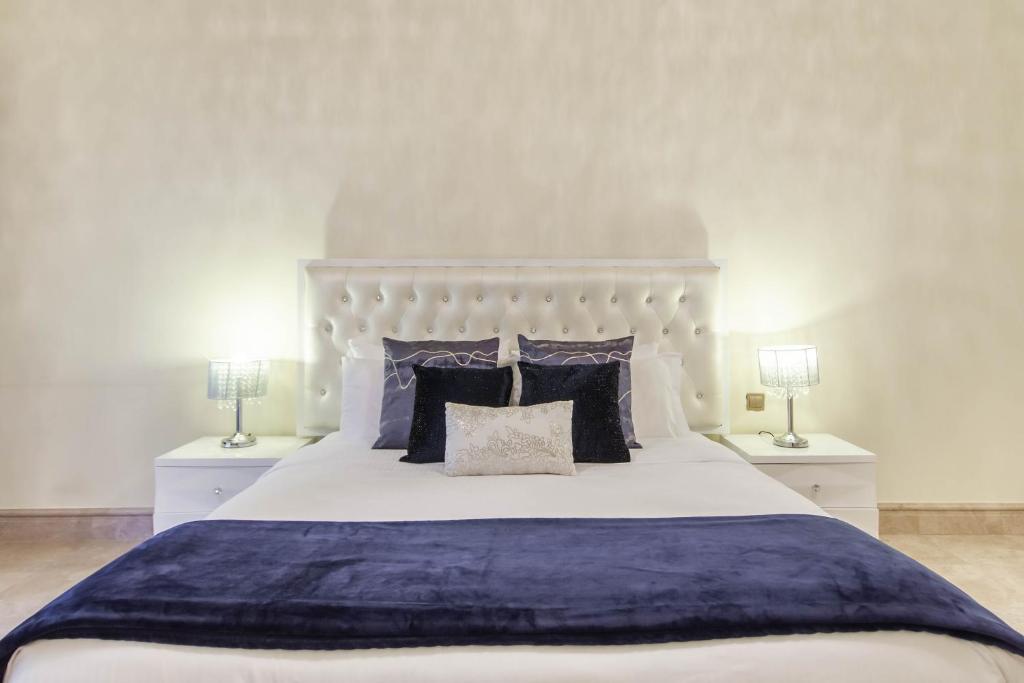 Bespoke Holiday Homes - Palm Jumeirah- 1 Bedroom North Residence