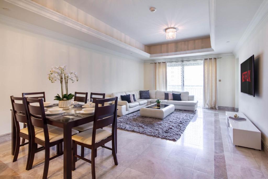 Bespoke Holiday Homes - Palm Jumeirah- 1 Bedroom North Residence