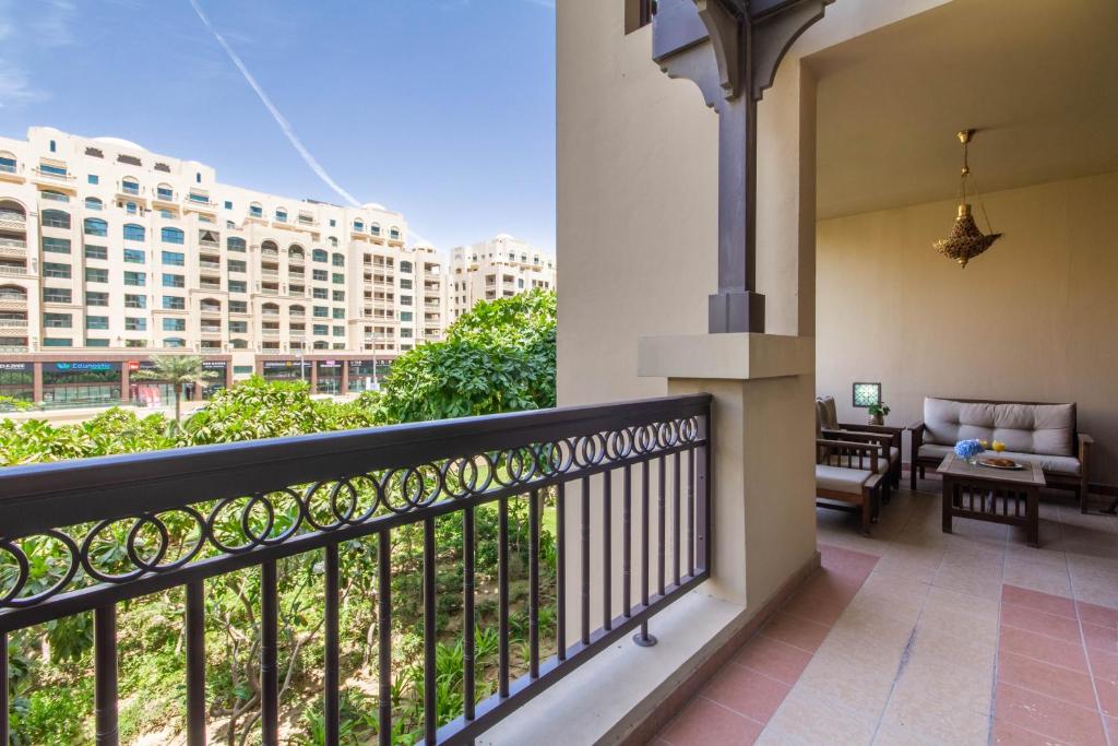 Bespoke Holiday Homes - Palm Jumeirah- 1 Bedroom North Residence