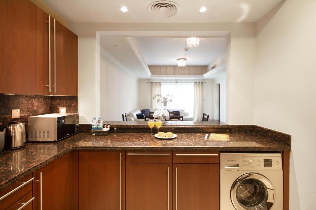 Bespoke Holiday Homes - Palm Jumeirah- 1 Bedroom North Residence