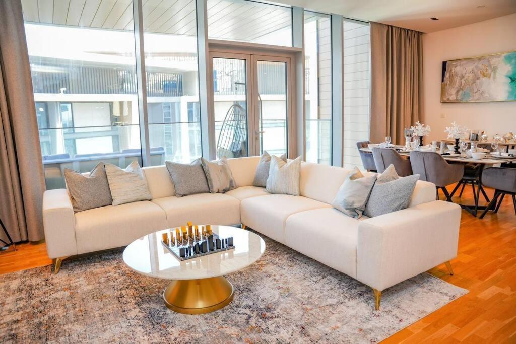 هتل سوپر لاکچری های فِلور آپت ویت پارتیا سی ویوز - Super Luxury High Floor Apt with Partial Sea Views