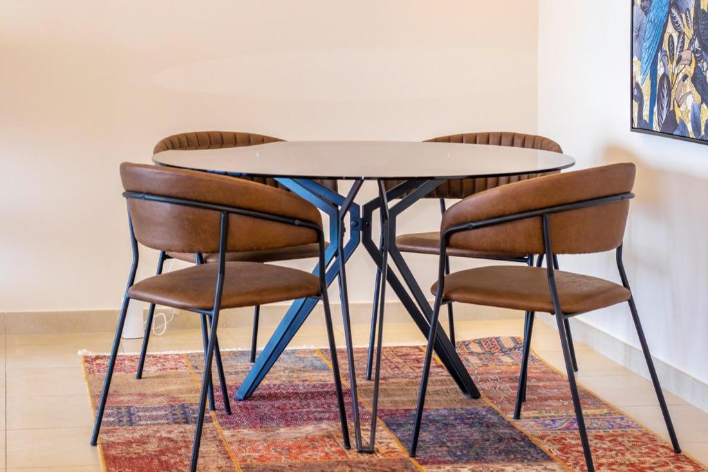 Canal Serenity Luxe 2BDR with Panoramic Views