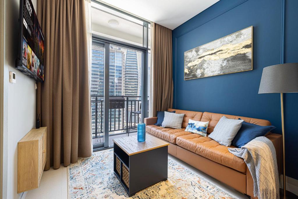 هتل ۸۳۳کیز - چیک ۱ بی آر ات زاده تاور نییر داون تاون، دبی - 833keys - Chic 1 BR at Zada Tower near Downtown, Dubai