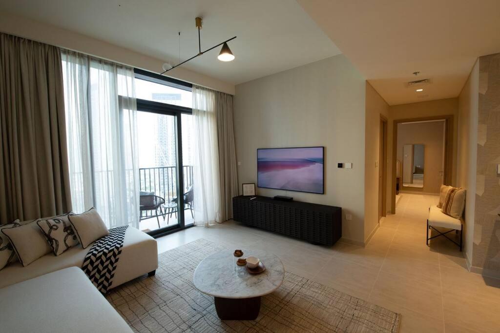 The Edge 1909 I Luxury 1 BD I Dubai Creek Harbour