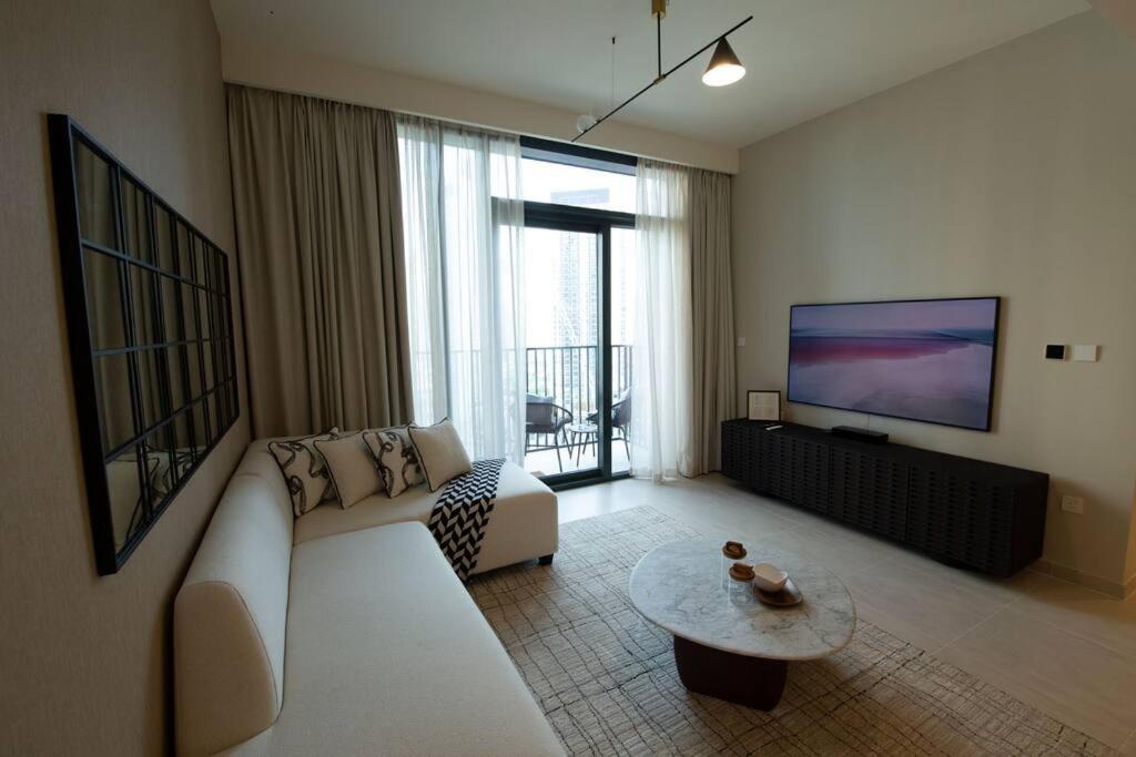 The Edge 1909 I Luxury 1 BD I Dubai Creek Harbour