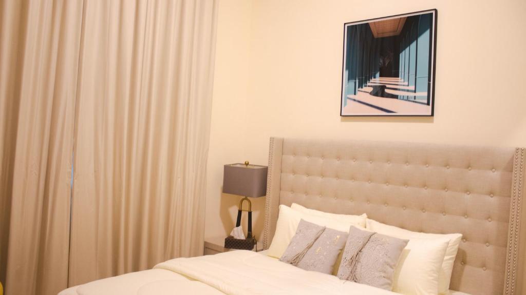 هتل استودیو آپارتمان در ابوظبی زک Studio Apartment in Abudhabi Zc