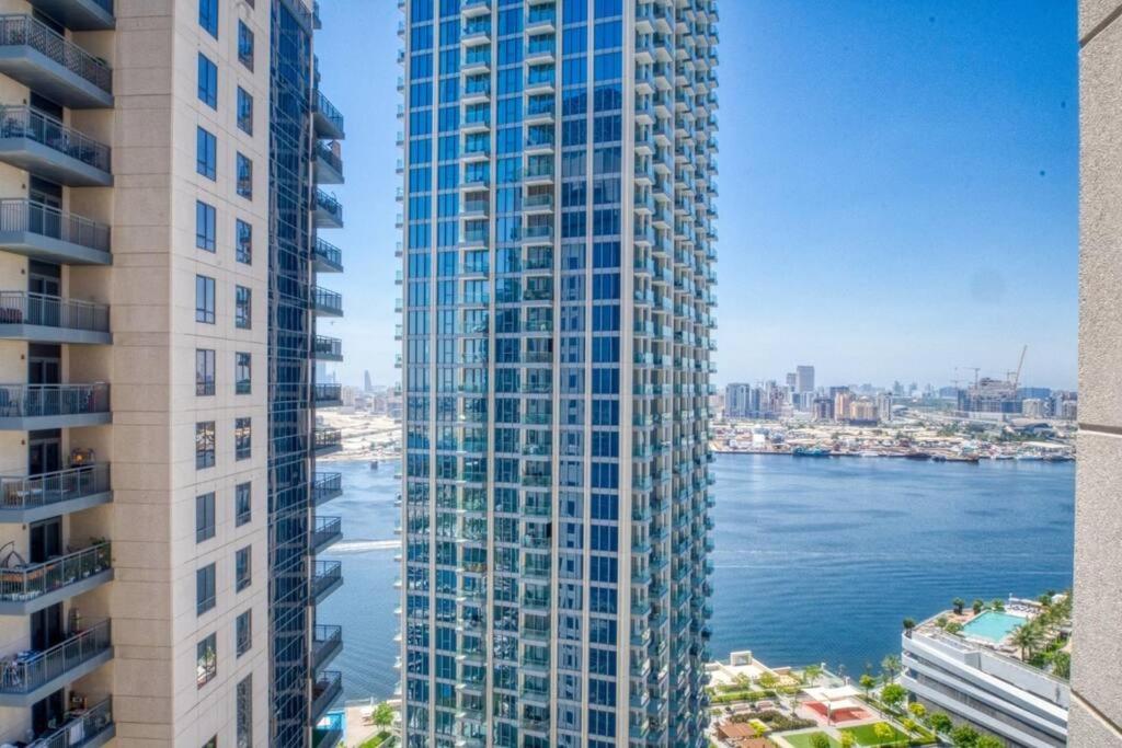 Beautifully Furnished 3BR + Maids - Creek Harbour