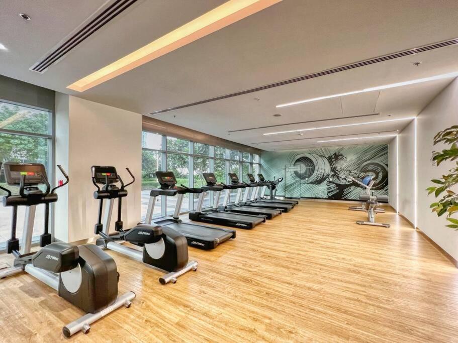 Beautifully Furnished 3BR + Maids - Creek Harbour