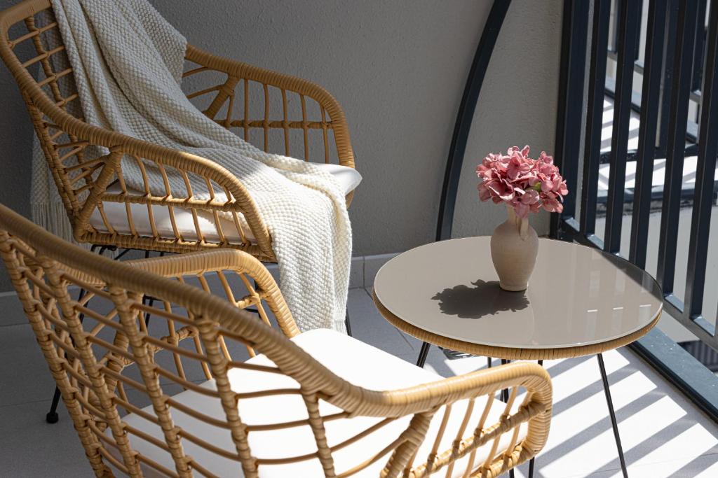 Unique 1 Bedroom Apartment in Business Bay near Dubai Mall & Metro