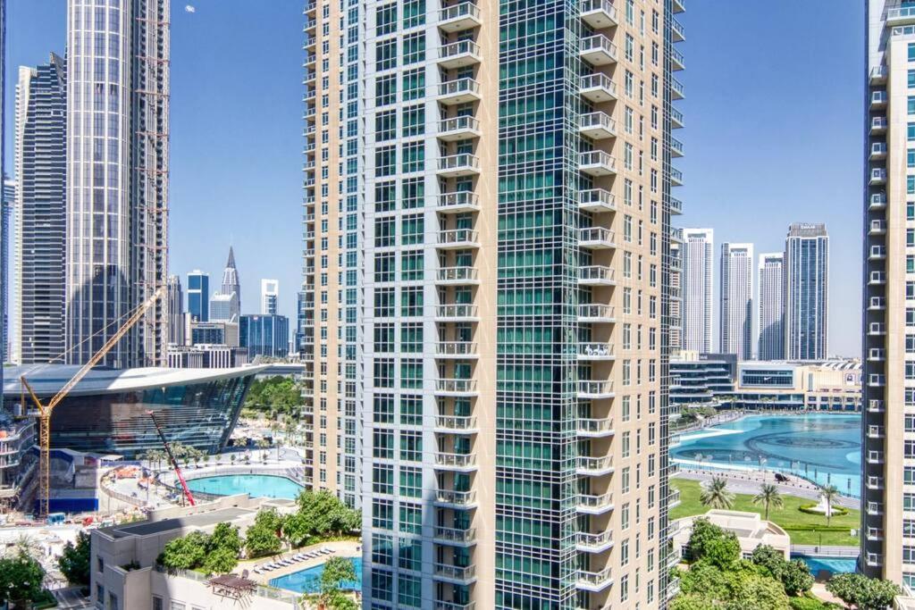 First Class 2BR Majestic Fountain Overlook