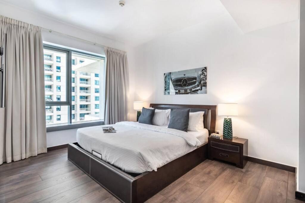 First Class 2BR Majestic Fountain Overlook