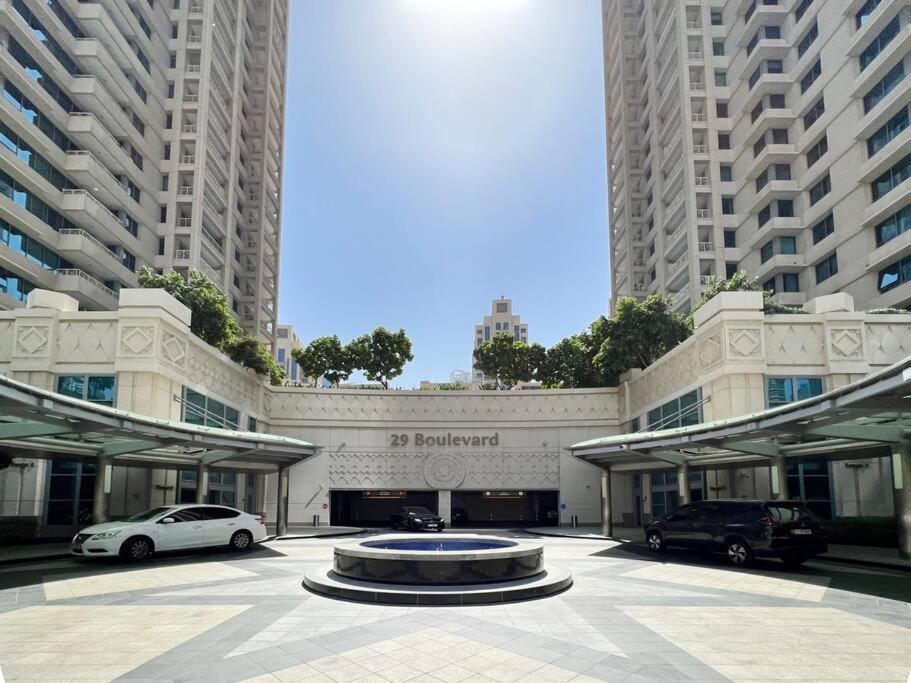 First Class 2BR Majestic Fountain Overlook