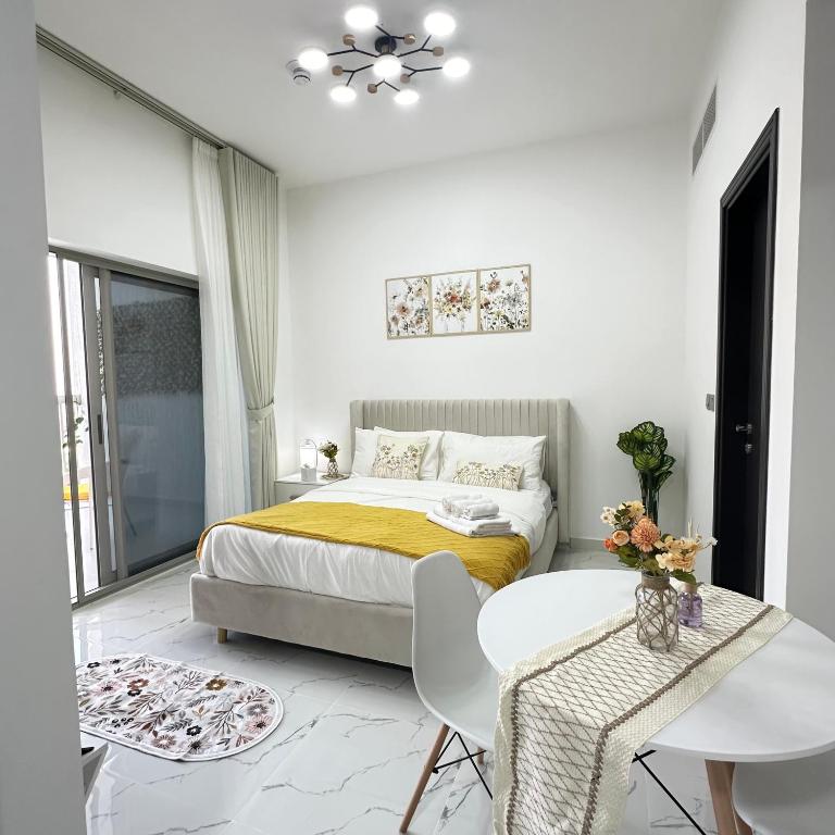 هتل مادرن هوم - Modern Home