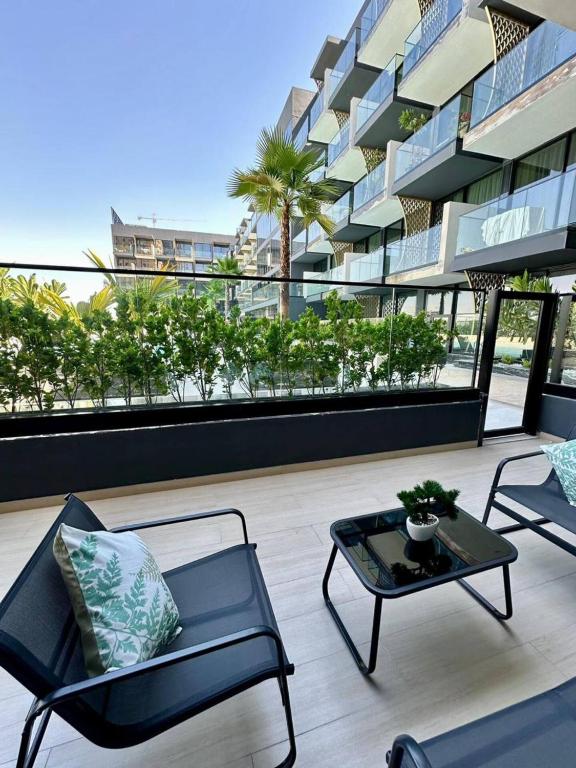 1 Bedroom In Jvc With Private Access To The Pool