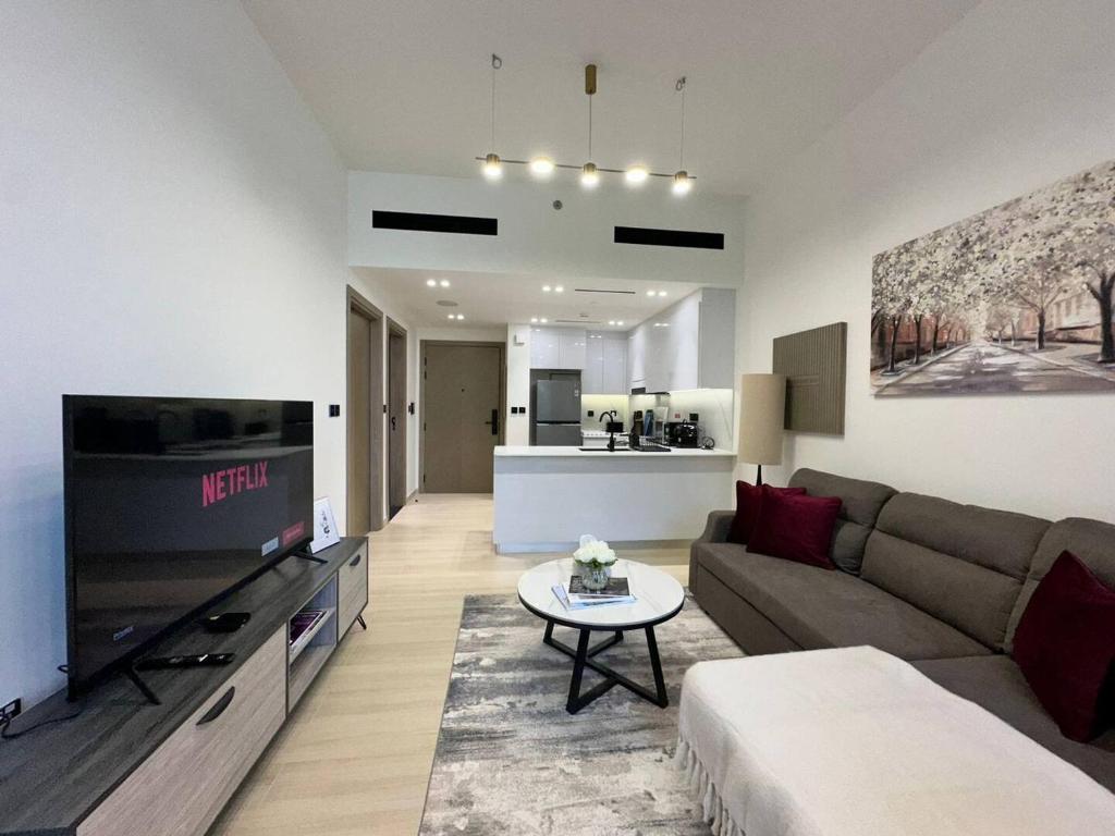 1 Bedroom In Jvc With Private Access To The Pool