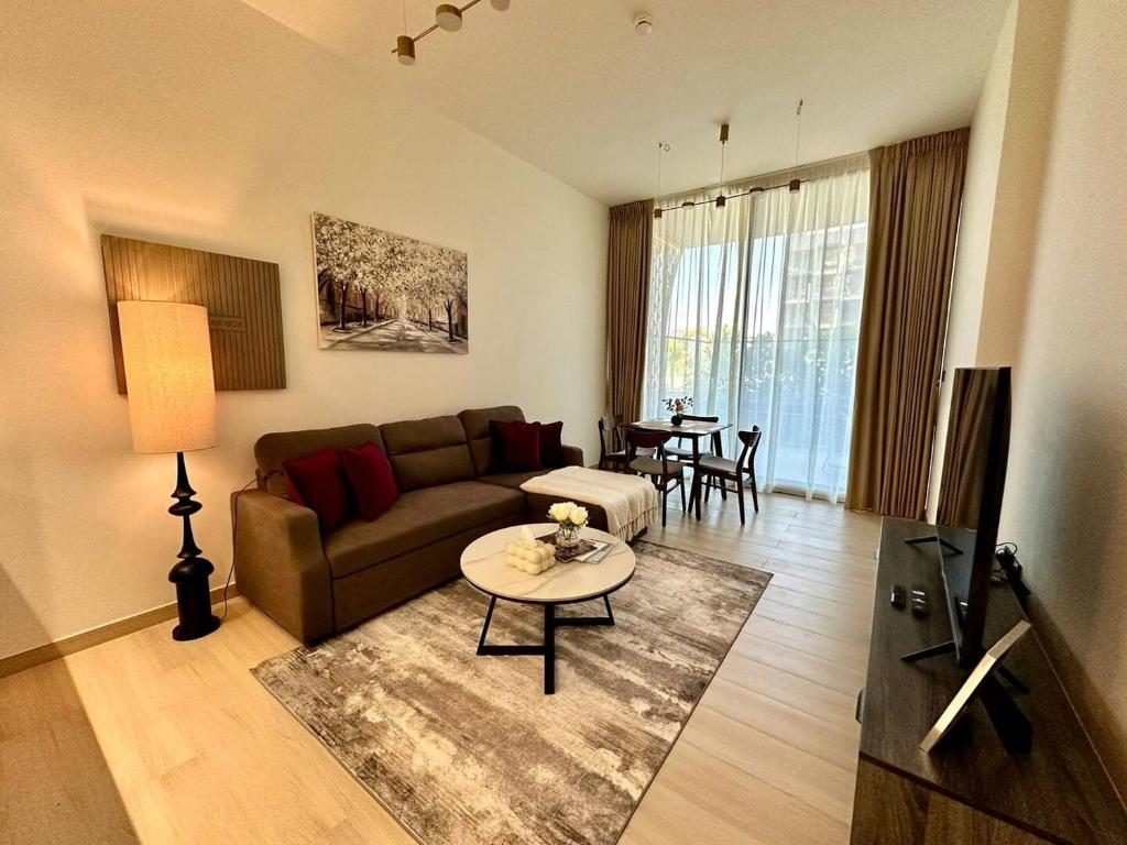 1 Bedroom In Jvc With Private Access To The Pool