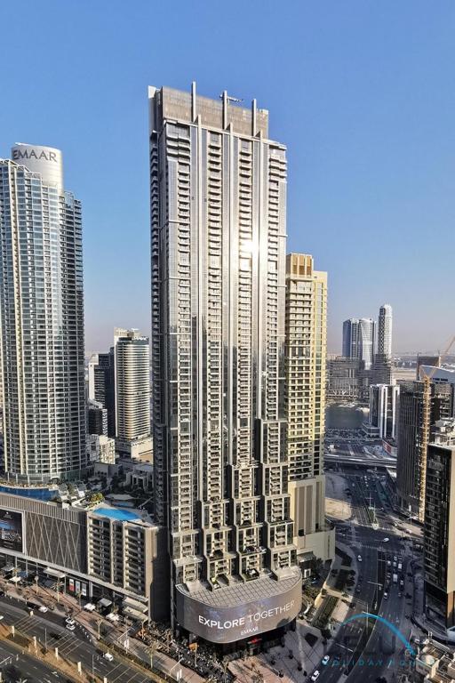 Luxurious 2BR Apartment at Boulevard Point Downtown Dubai by Deluxe Holiday Homes