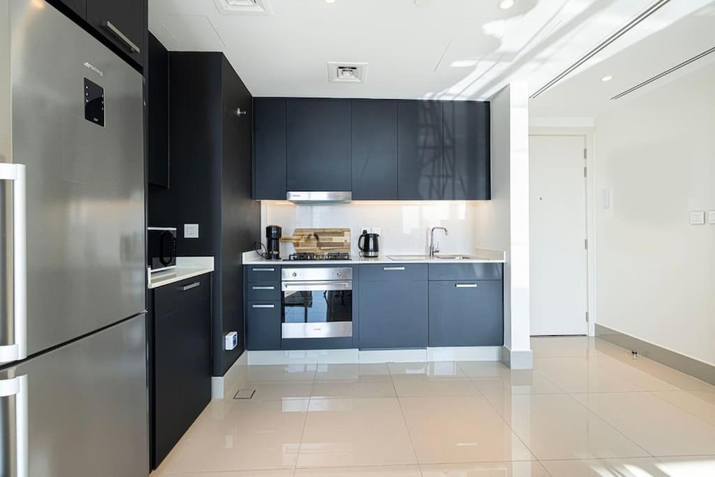 52nd Floor Unique 1 Bedroom