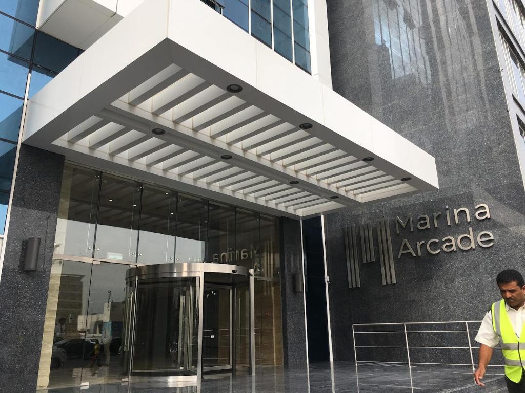 Savis Vacation Homes 2 Bedroom Marina Arcade