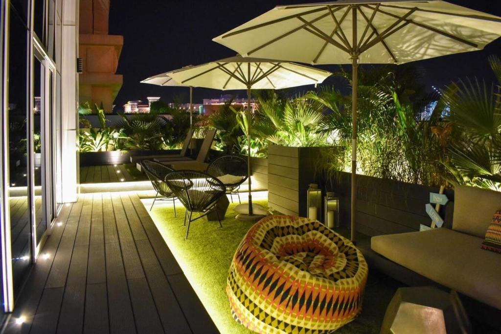 Savis Vacation Homes 2 Bedroom Marina Arcade