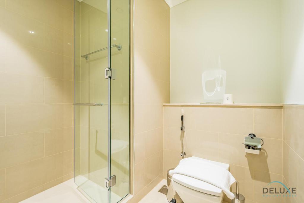 Scenic 3BR Apartment with Assistant Room at Act One Act Two Tower 2 in Downtown Dubai by Deluxe Holiday Homes