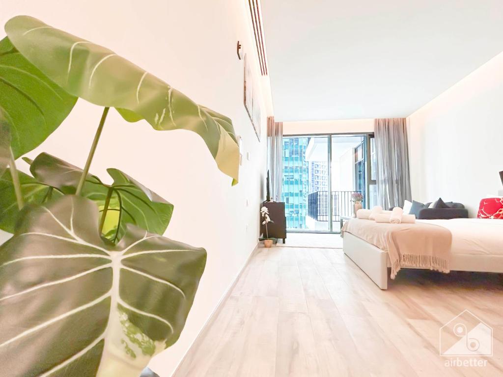 هتل برایت اند اسپیشس آپت ویت بالکنی اند ویو دبی - Bright & Spacious Apt with Balcony & View Dubai