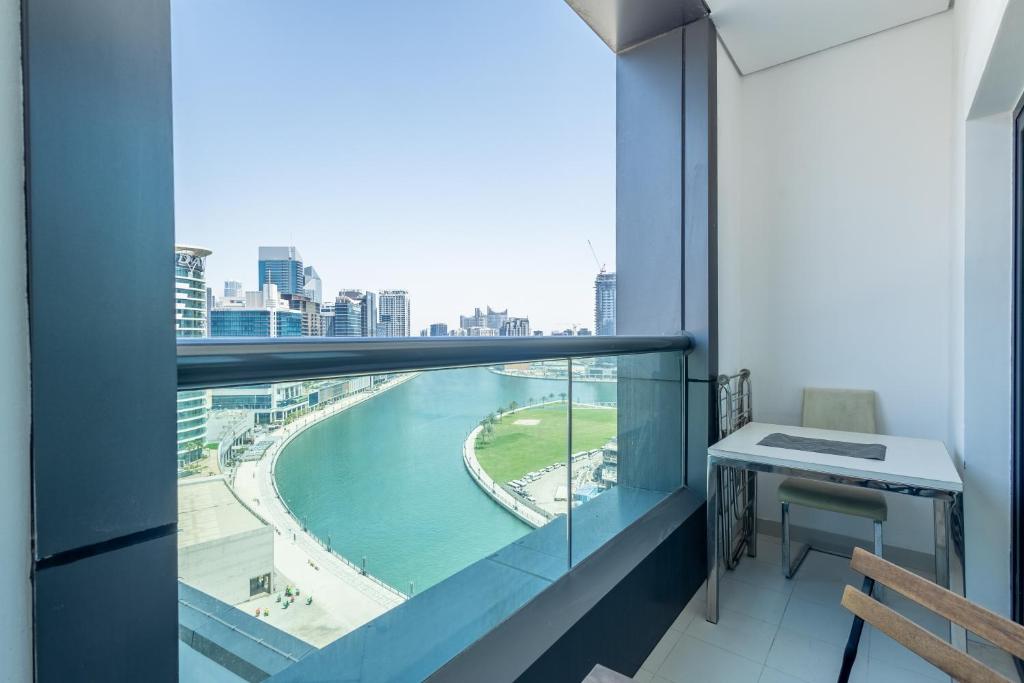 هتل سوپرهاست - شیک استودیو آن د ۱۶ پر در بیزنس بی - SuperHost - Chic Studio on the 16th Floor in Business Bay