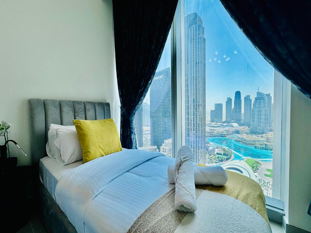 Luxe 3BR In Forte 1 ,Burj Khalifa and Fountain Views