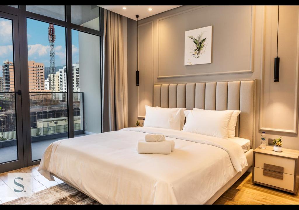 هتل پلاش ۱ بی‌دی‌آر آپت، کلاوس تو مترو - Plush 1 BDR Apt, Close to Metro