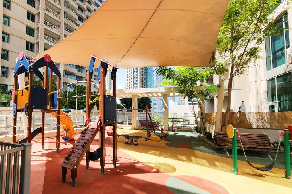 Luxury One-bedroom Apartment in Downtown Dubai