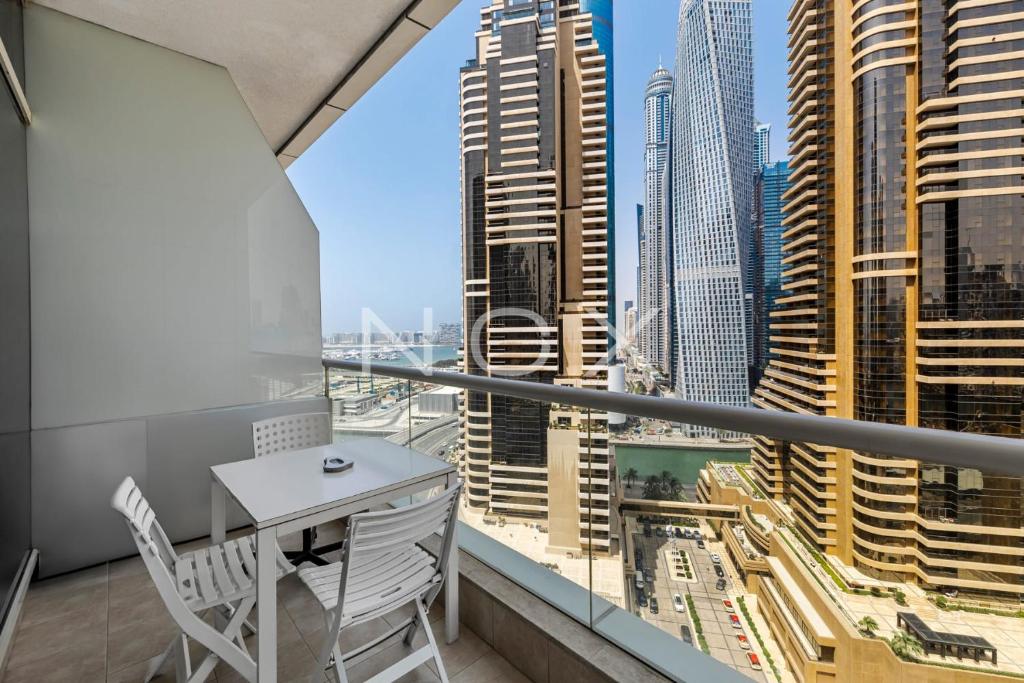 هتل بریت‌تکینگ مارینا ویو استودیو این بوتانیکا تاور - Breathtaking Marina View Studio in Botanica Tower