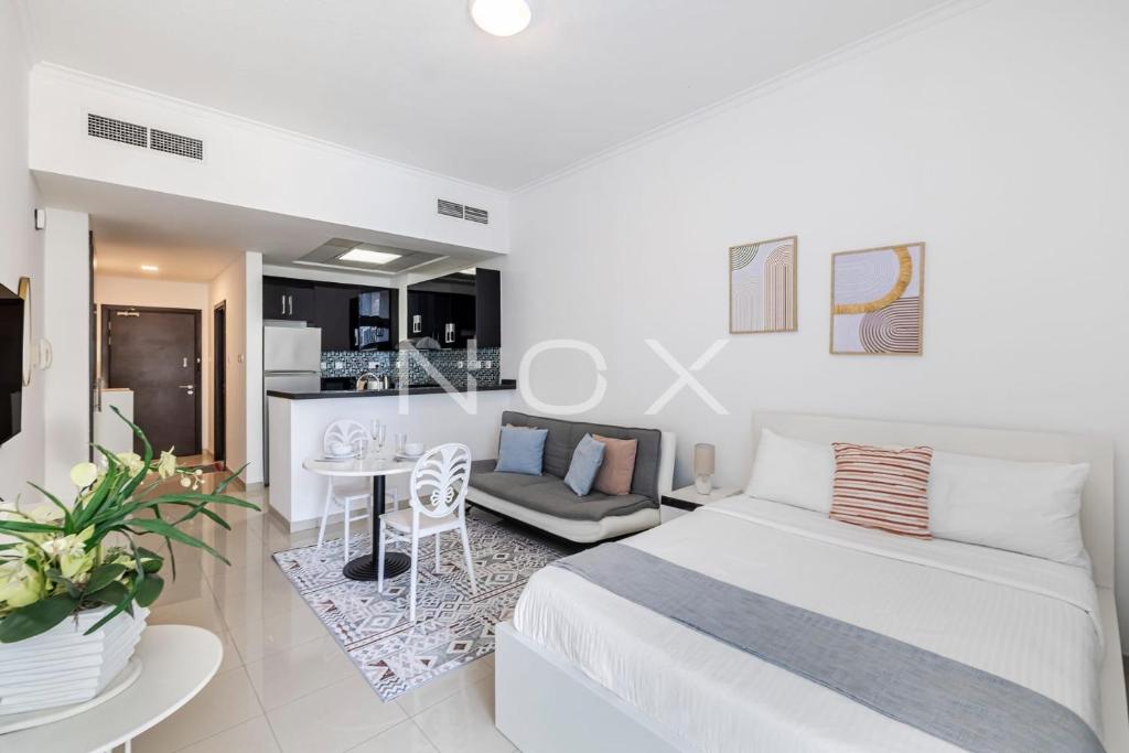 Breathtaking Marina View Studio in Botanica Tower