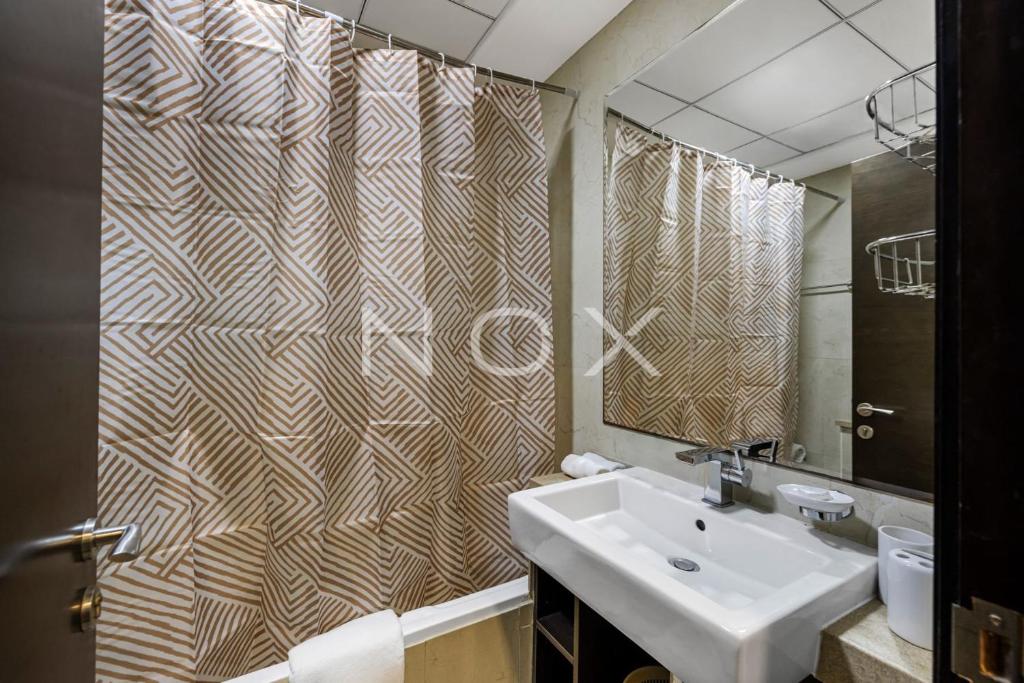 Breathtaking Marina View Studio in Botanica Tower