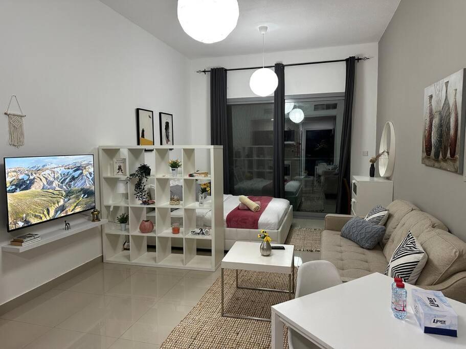 هتل کوزی استودیو - دبی مارینا - Cozy Studio- Dubai Marina