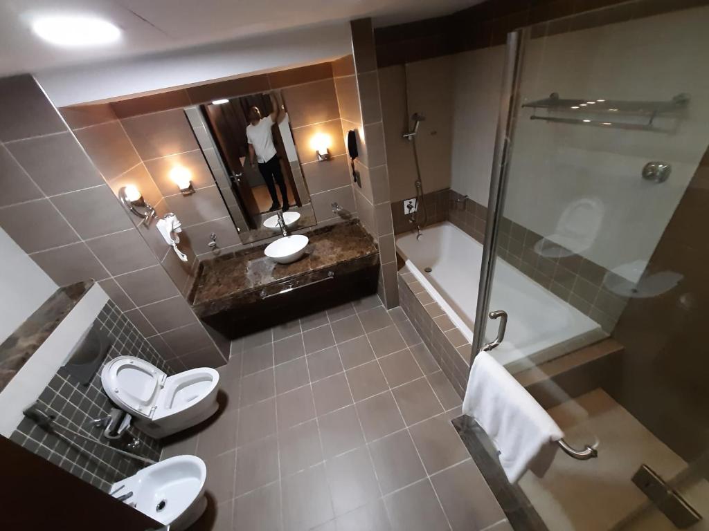 هتل کپیتال بلومونت تاور Capital Blumont Tower