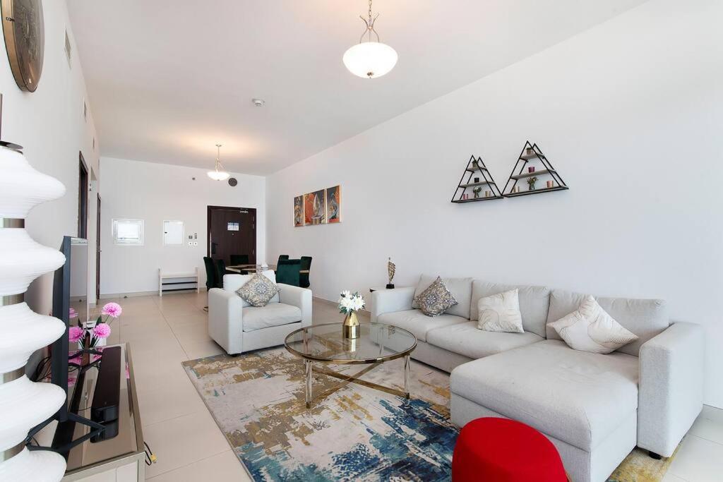 Sea View, Private Beach and Pool, Palm Jumeirah