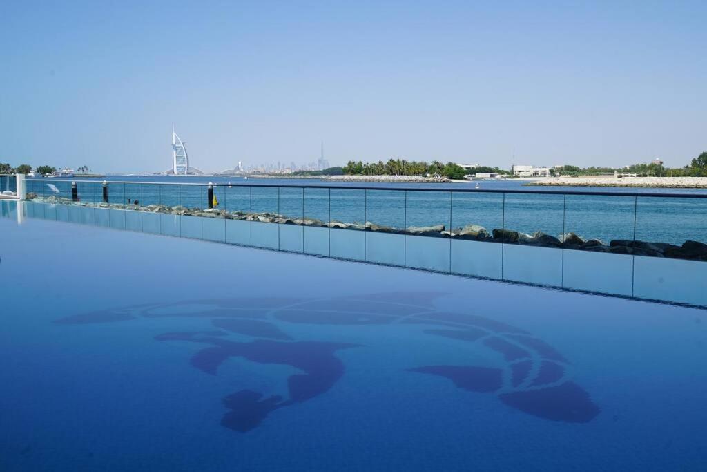 Sea View, Private Beach and Pool, Palm Jumeirah