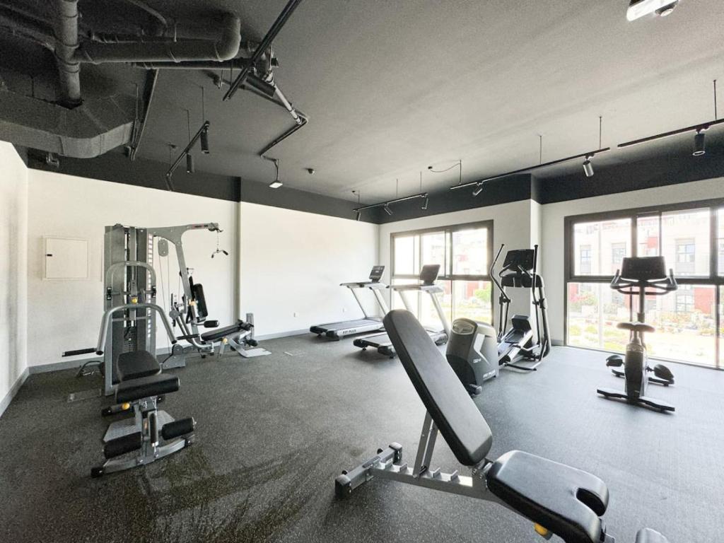 LUXFolio Retreats - Expansive Terrace