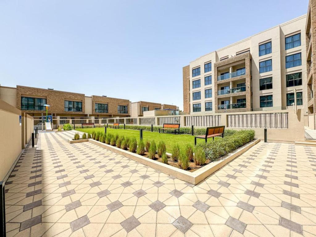 LUXFolio Retreats - Expansive Terrace