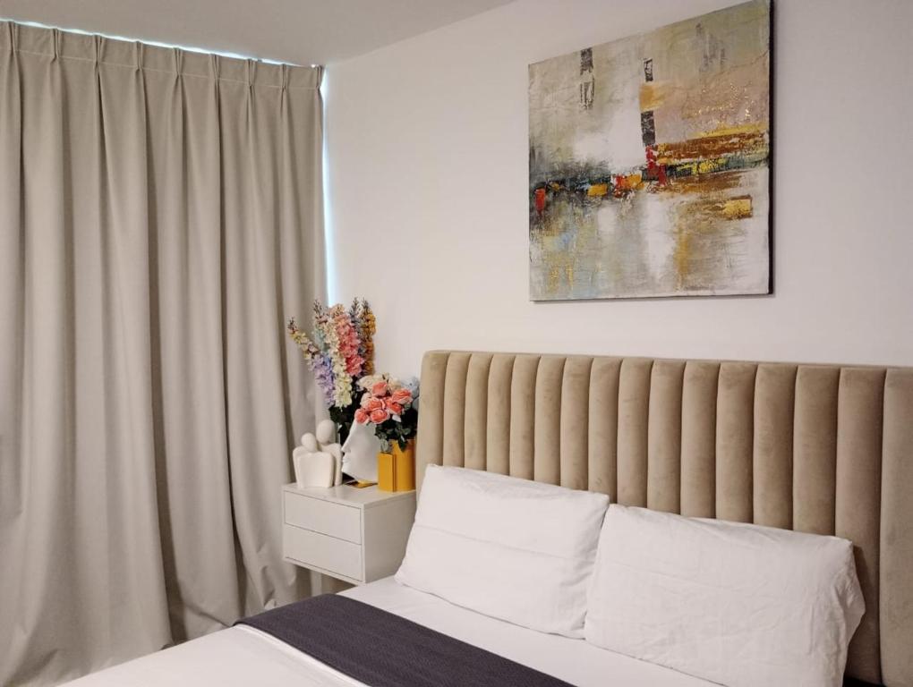 هتل پنت هاوس - مارینا اند سی ویوز - ۱۰ استپس فرام مترو آر ام ۱ اف - ۱ - Penthouse - Marina & Sea Views-10 steps from Metro RM 1F-1