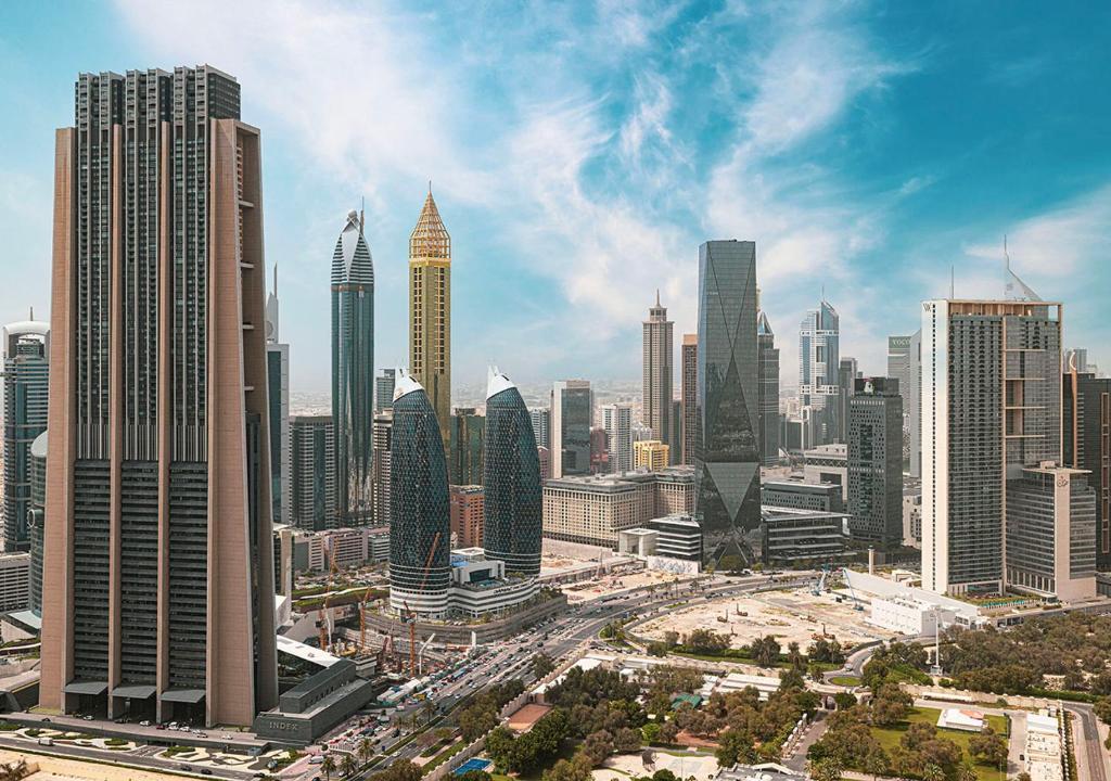 Luxury 2 BR Apartment, 5 Mins to Dubai Mall with Amazing view in DownTown Views 2