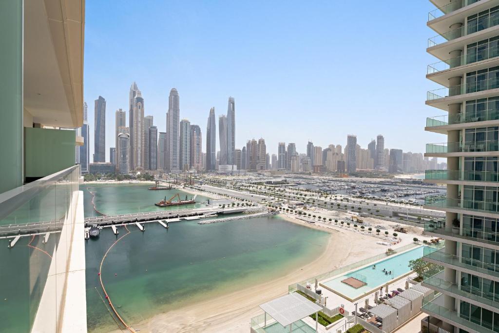 هتل سیلک هاوس سی اند پالم ویو ۱ بی دی آر این مارینا ویستا - Silkhaus Sea & Palm View 1BDR in Marina Vista
