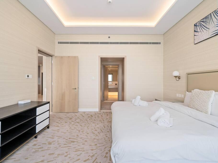 هتل انجوئی پانورامیک پالم/برج العرب ویو این لاکچری ۱ بی آر - Enjoy Panoramic Palm/Burj AlArab View in Luxury1BR