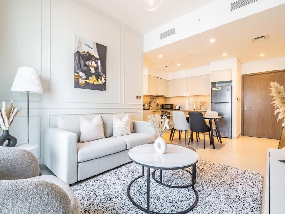 هتل دبی مال دِلَیت: مُدرن ۱بی‌آر داون‌تاون هِیون - Dubai Mall Delight: Modern 1BR Downtown Haven
