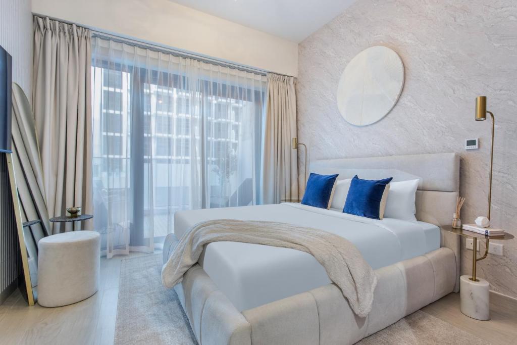 هتل مودرن استودیو نیولی فرنیشد ریویرا ۴۷! - Modern Studio Newly Furnished Riviera 47!