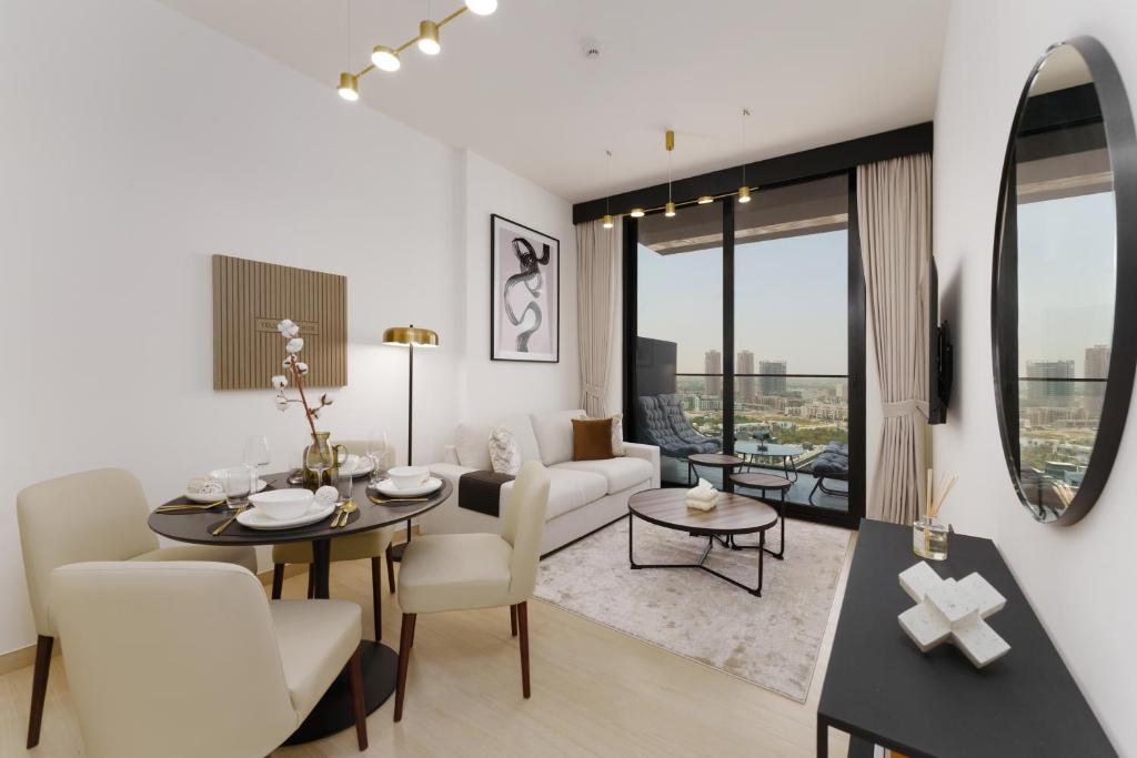 هتل اکسپیرینس سرنیتی اَت بینگاتی کرست این جی‌وی‌سی - Experience Serenity at Binghatti Crest in JVC