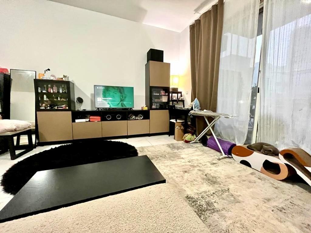 هتل این‌جوی یور استی از یو آر هوم، نایس تراس، پرایم لوکیشن - Enjoy your stay as you are home, nice terrace, Prime Location