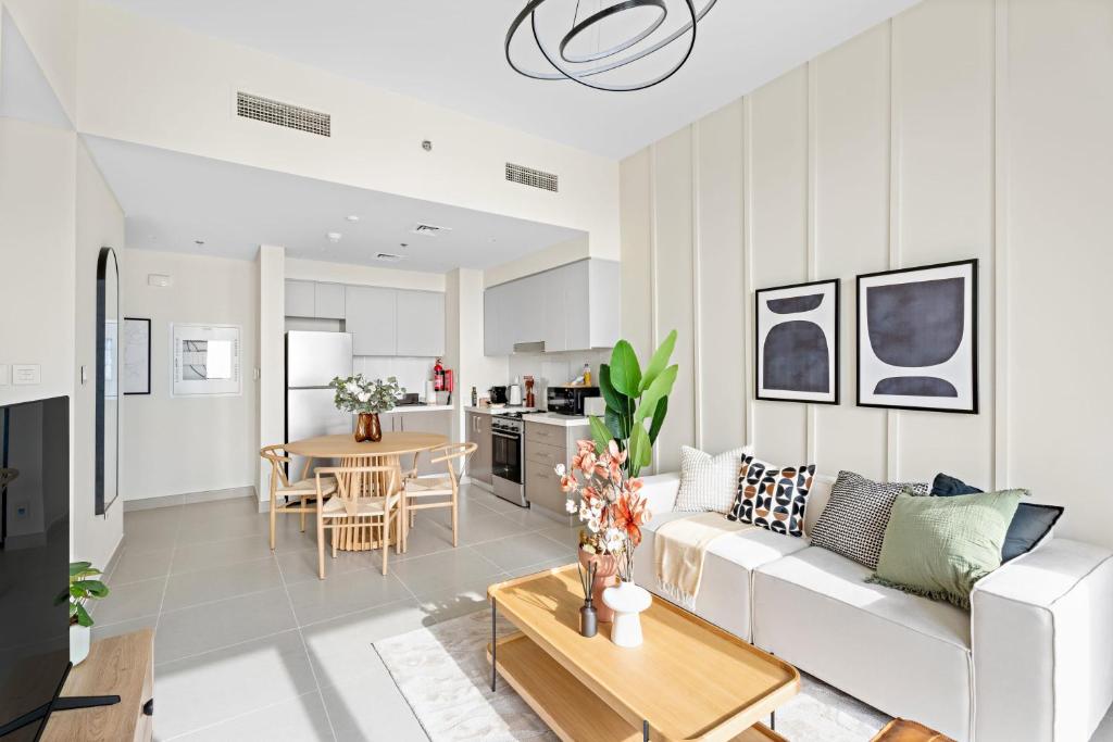 هتل سیلک هاوس شیک ۱ بی‌دی‌آر این آ نیو تاور این داون‌تاون - Silkhaus Chic 1 BDR In a New Tower In Downtown