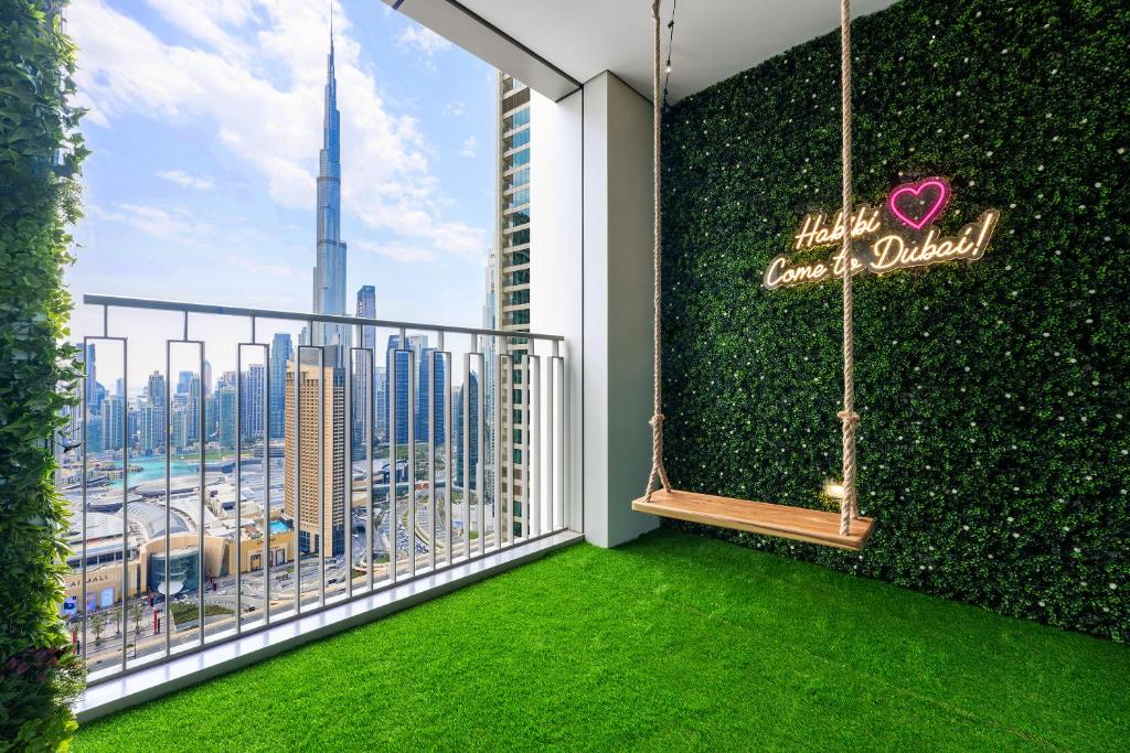 Amazing Patio Experience - Best Burj Khalifa View